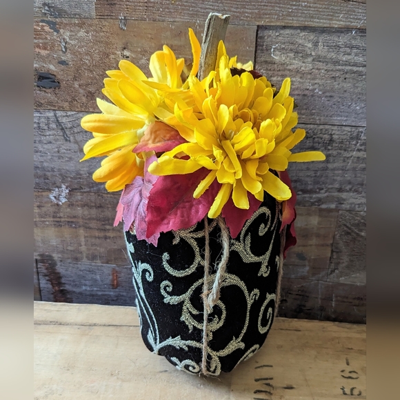 Autumn Throw Pillow and Stuffed Floral Pumpkin Set - Picture 11 of 12